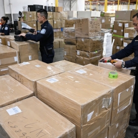 NÓNG: HÀNG XUẤT ĐI MỸ BỊ GIỮ HÀNG LOẠT - LỆNH 5H HOLD CỦA HẢI QUAN MỸ ĐANG SIẾT CHẶT, SHIP BACK TĂNG CAO